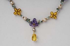 �V�R�΃r�[�Y�A�N�Z�T���[ �l�b�N���X�u���X���b�g�����O�s�A�X