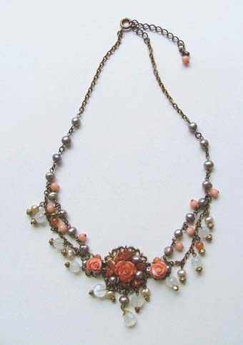 �V�R�΃r�[�Y�A�N�Z�T���[ �l�b�N���X�u���X���b�g�����O�s�A�X