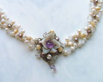 �V�R�΃r�[�Y�A�N�Z�T���[ �l�b�N���X�u���X���b�g�����O�s�A�X